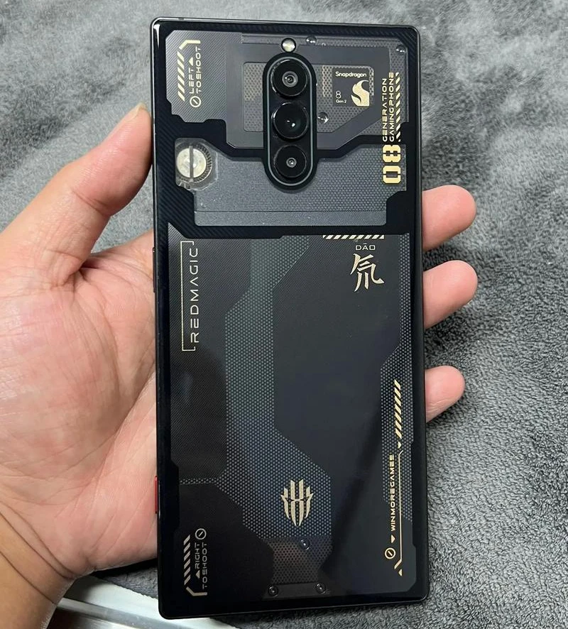 Nubia Red magic 8pro / 8s pro old phone case，Smart gaming phone International version , Appearance 95%-98% new 1